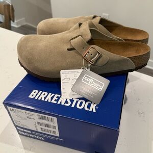 Birkenstock Light Brown Suede Footbed Sandals